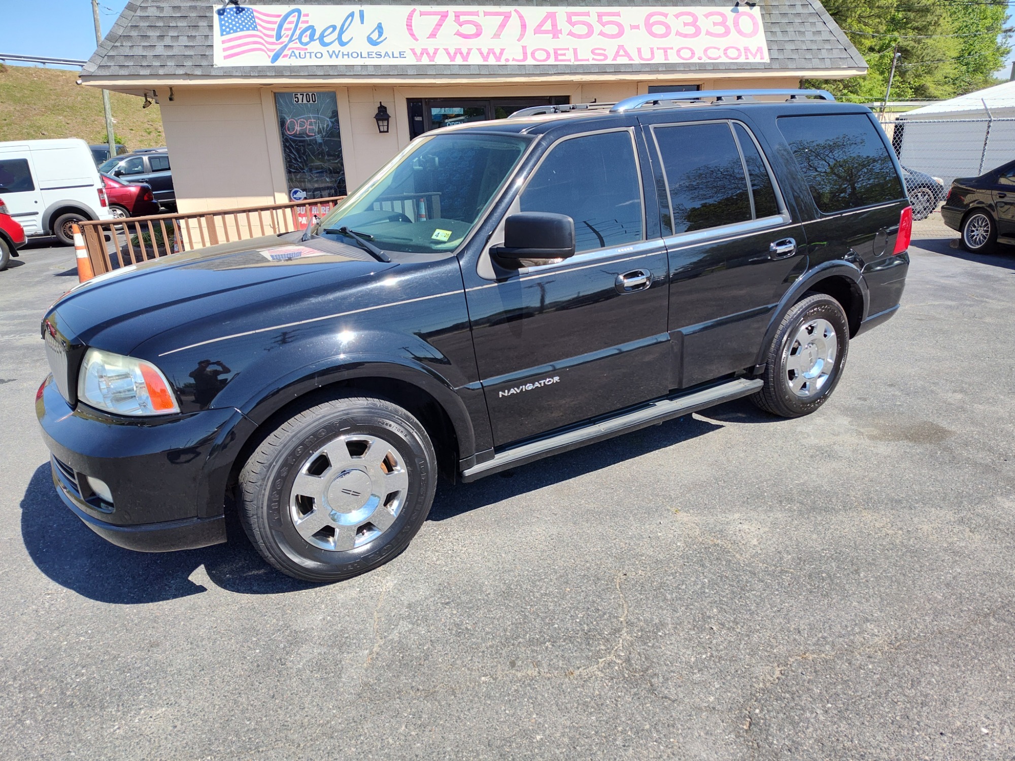 photo of 2006 Lincoln Navigator 4WD Luxury